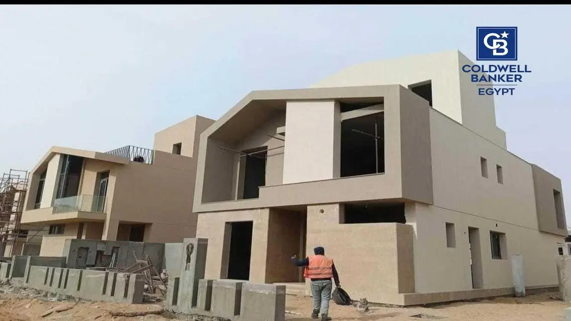 Prime location 251 sqm Villa for sale in Karmell