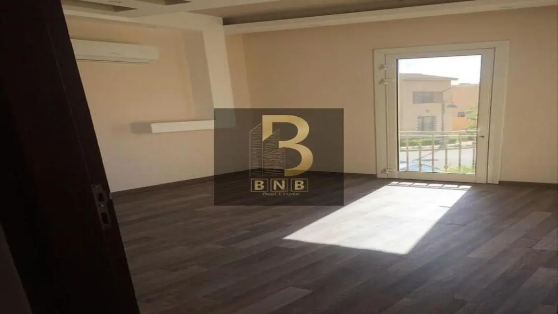 Luxury Apartment with Private Garden and Premium Amenities