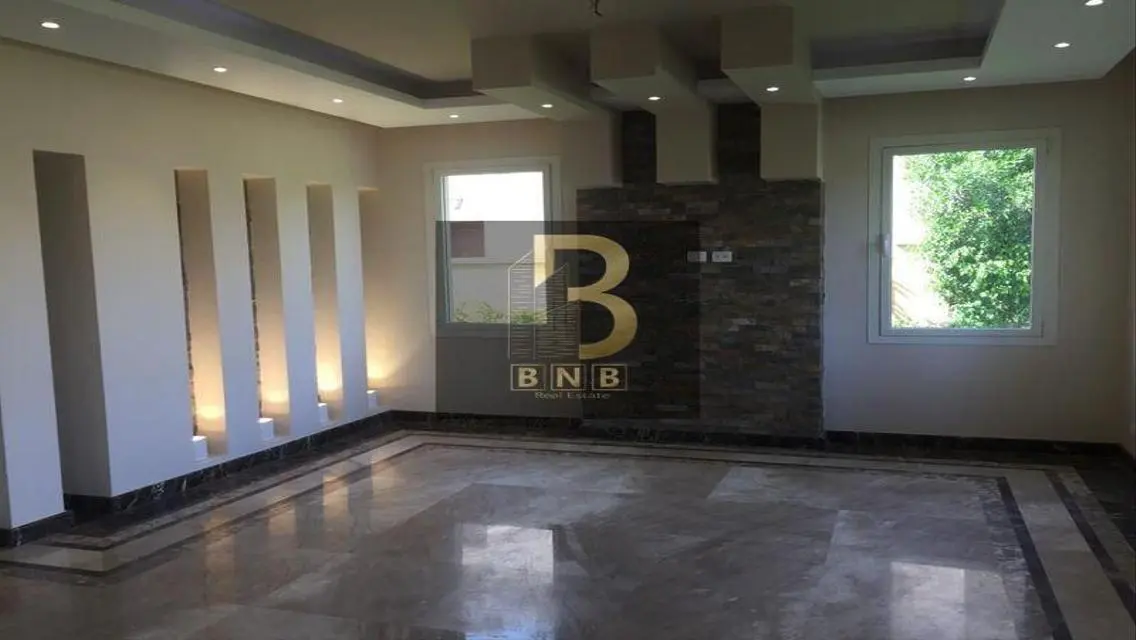 Luxury Apartment with Private Garden and Premium Amenities