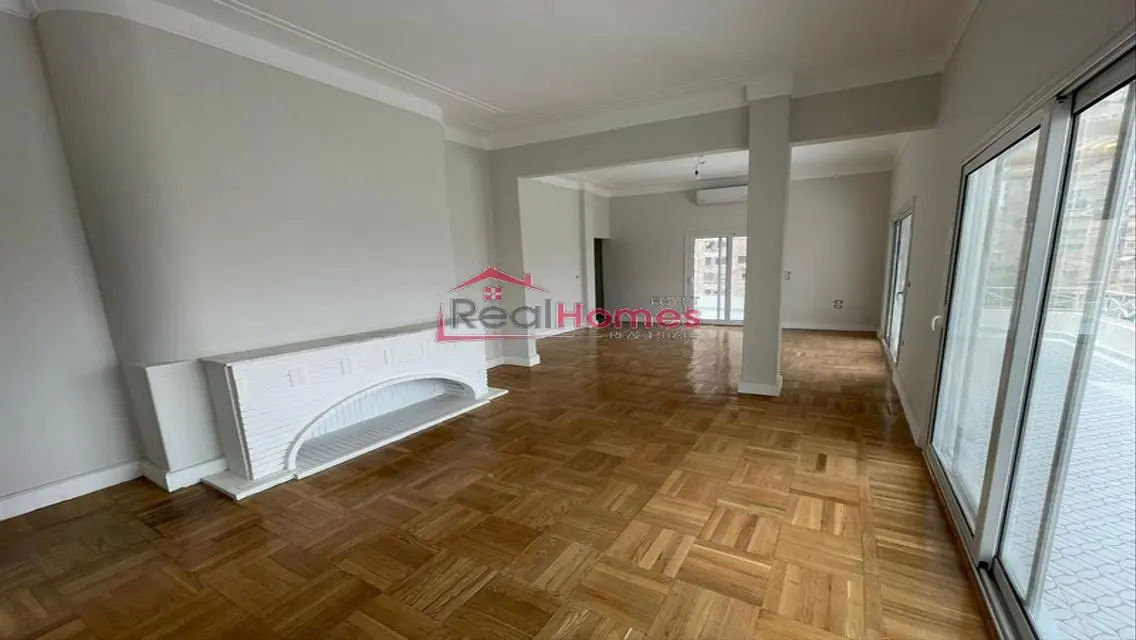 Renovated nile view apartment with terrace