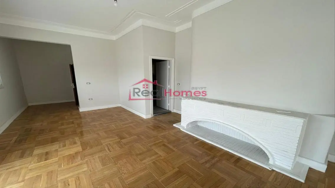Renovated nile view apartment with terrace