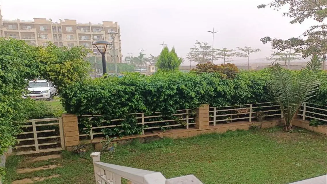 Apartment for rent, furnished, ground floor with a