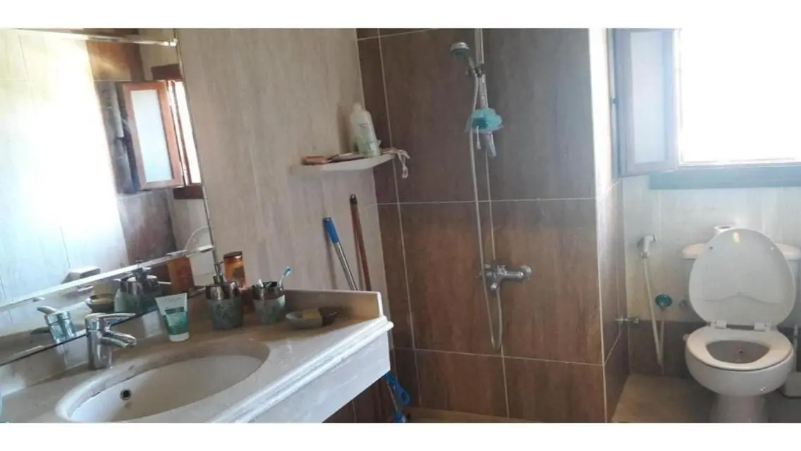 للبيع فيلا جوهره في مارينا 6 بحمام سباحه          