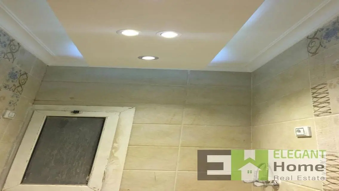 Corner Apartment for sale with kitchen+Acs at Mvhp