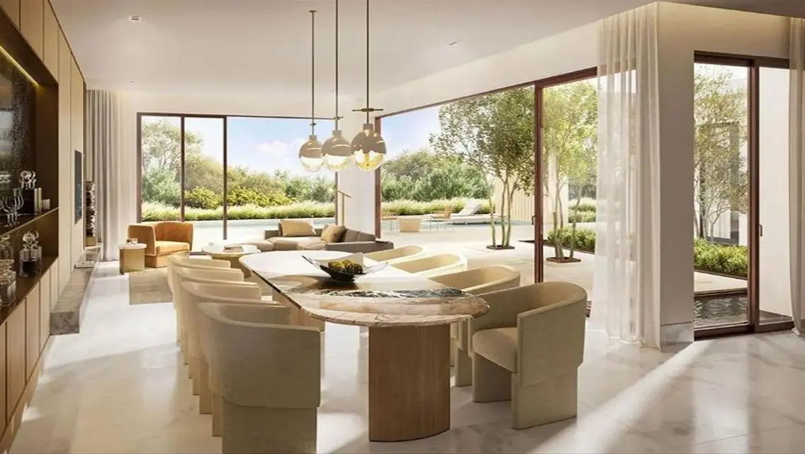 Unique finished town house in Solana over 10years