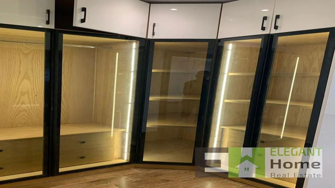Cheapest I-Villa garden for rent at MV Hyde park