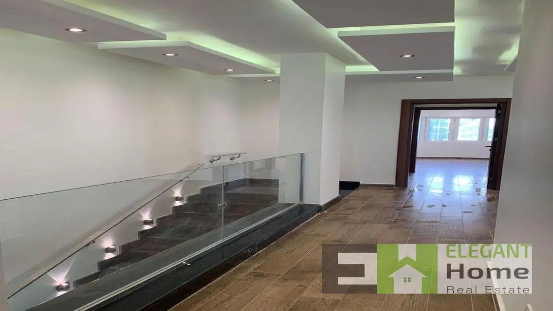 Cheapest I-Villa garden for rent at MV Hyde park