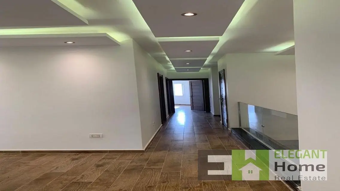 Cheapest I-Villa garden for rent at MV Hyde park