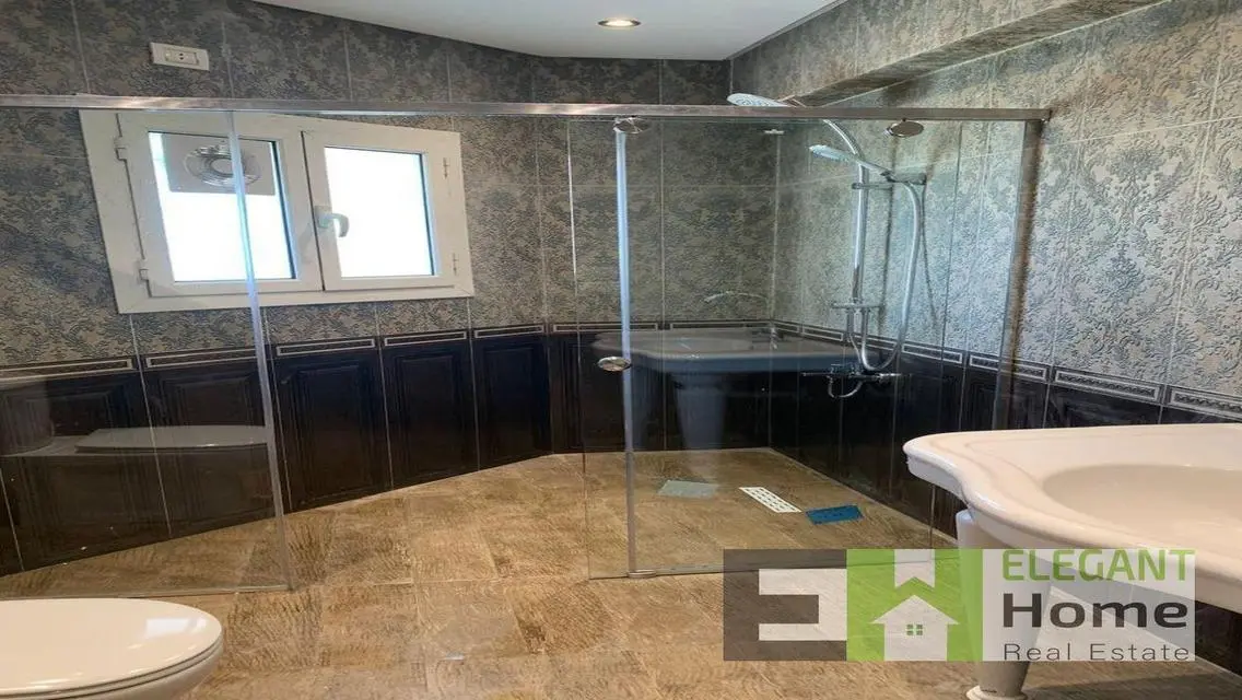 Cheapest I-Villa garden for rent at MV Hyde park
