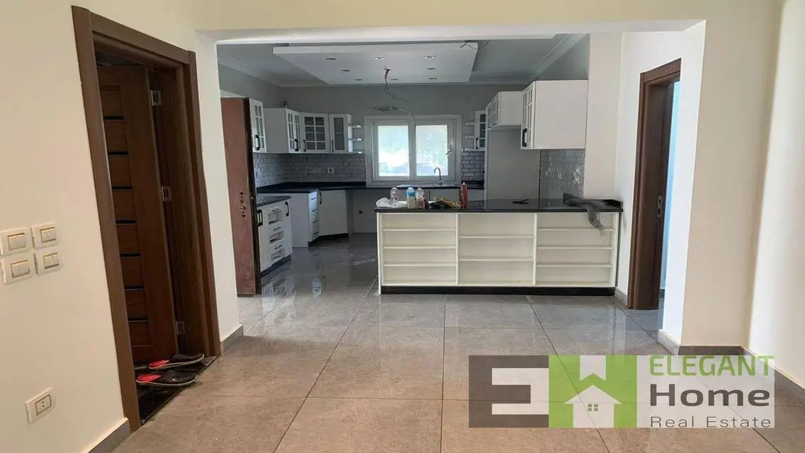 Cheapest I-Villa garden for rent at MV Hyde park