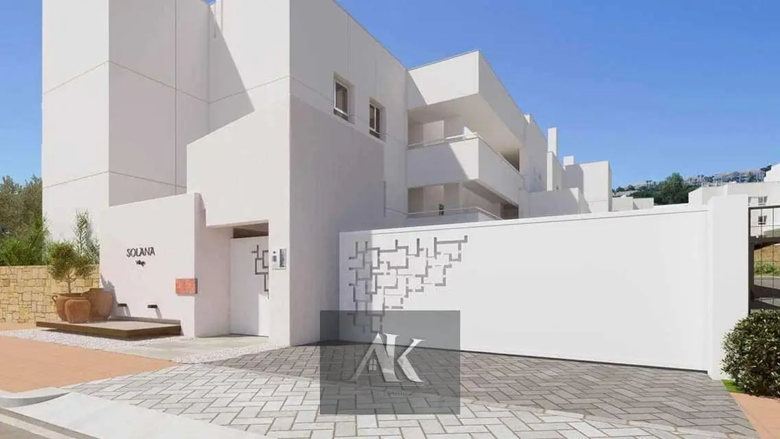 Luxury Apartment with Stunning Views at an Attractive Price