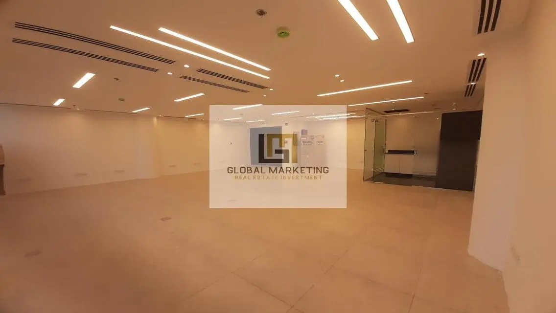 Office 92m finished for rent in Eastown-Sodic