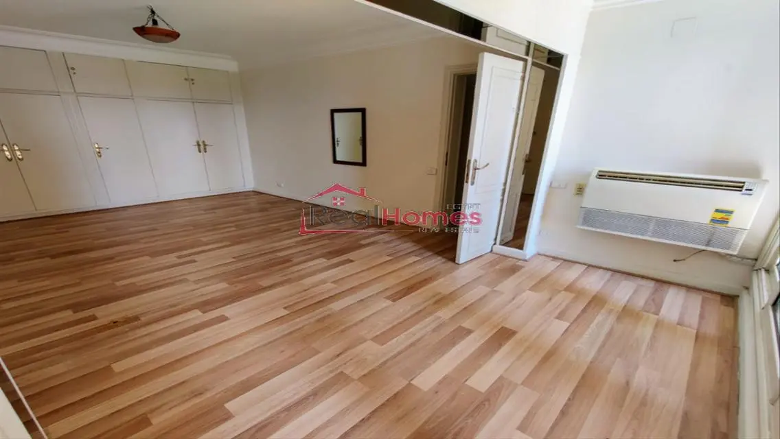 Furnished apartement with garden view terrace