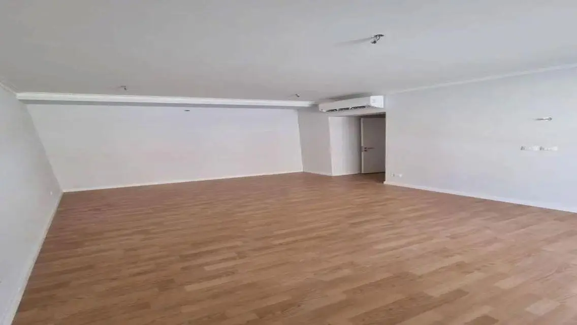 Finished apartment +garden in Pyramids Hills ORA