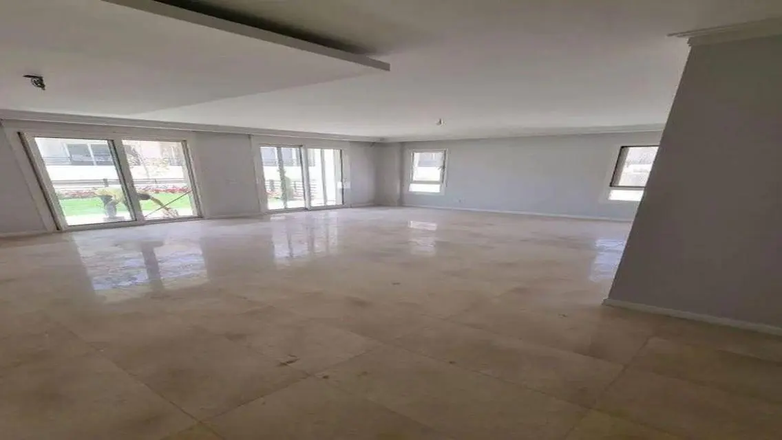 Finished apartment +garden in Pyramids Hills ORA
