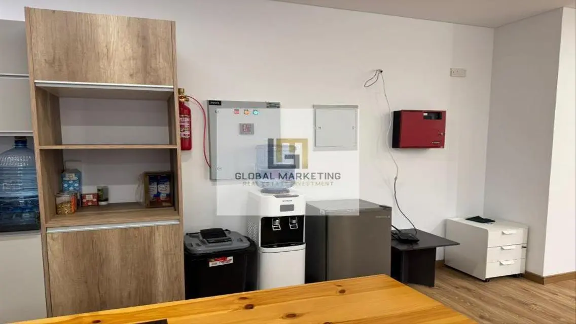 Office 136m finished for rent in Mivida
