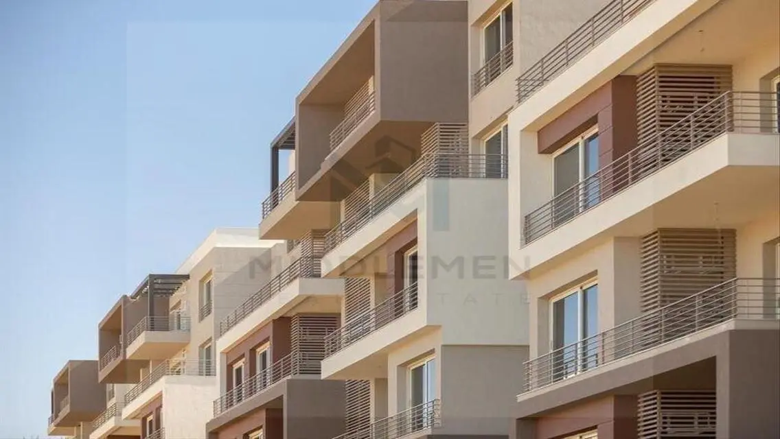 شقة تشطيب سوبر لوكس موقع متميز بالم هيلز