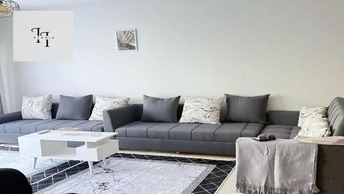 شقة ارضي بجاردن مفروشة بالكامل للإيجار _  اول سكن