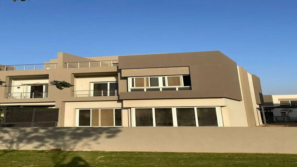 Twinhouse in Etapa next to Al Rabwa , best price