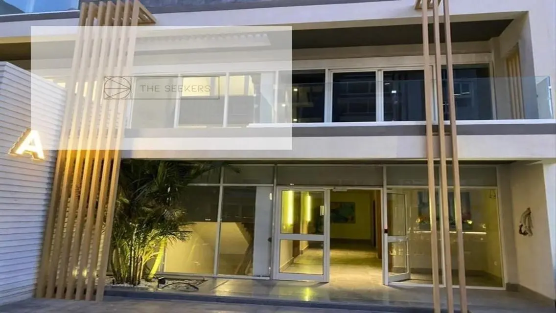 I Villa Roof For Sale in Mountain View I City 280m
