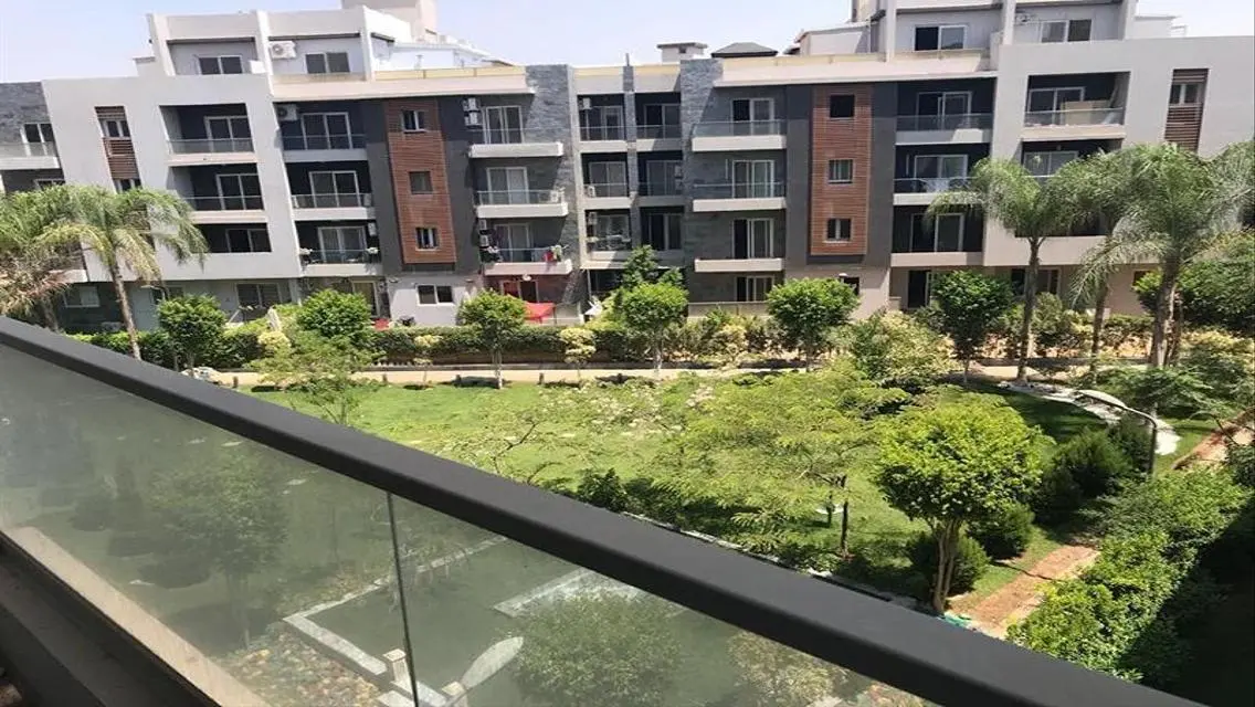 Resale 250m + roof 150m Fully finished + ACs - RTM
