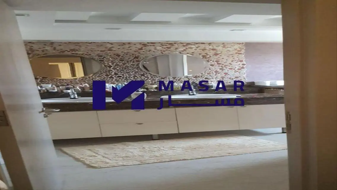 Live luxury in the heart of Al Rehab – don’t miss