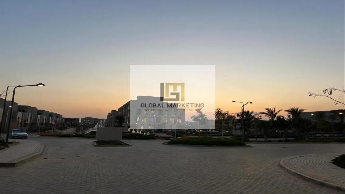 دورين اداري للايجار 2900 متر في ديستريكت 5