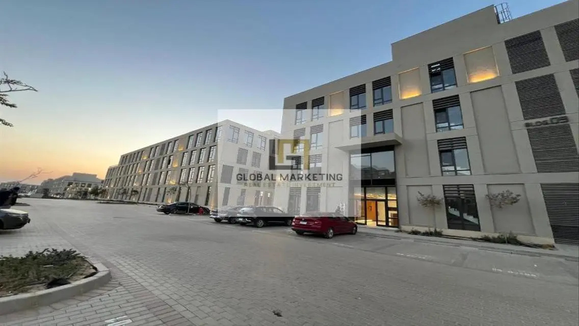 دورين اداري للايجار 2900 متر في ديستريكت 5
