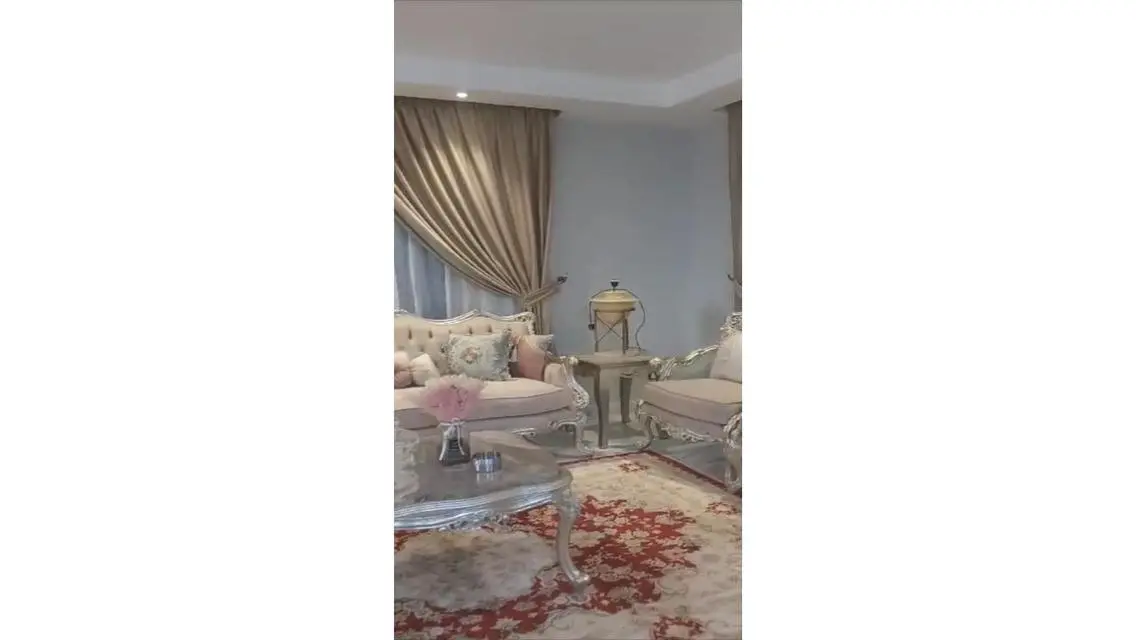 شقه للايجار فى المهندسين احمد عرابى شارع السودان