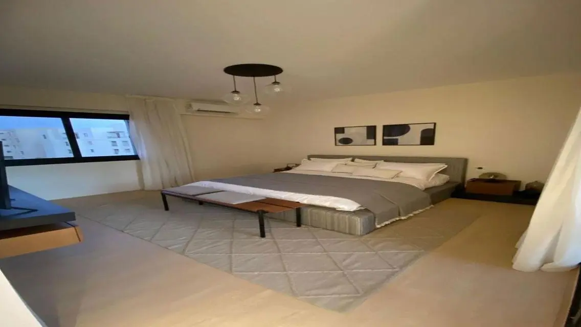 Finished apartment ready to move in O west