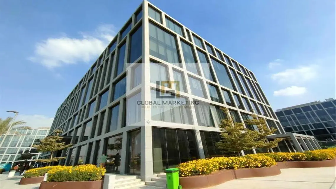 Invest in a 550m² Office in a Prime Location