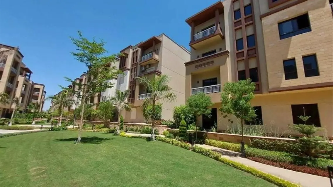 Unit resale 215 m at a special price and open view