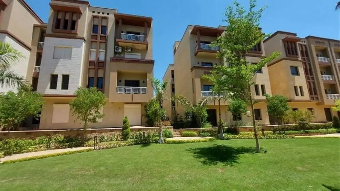 Unit resale 215 m at a special price and open view