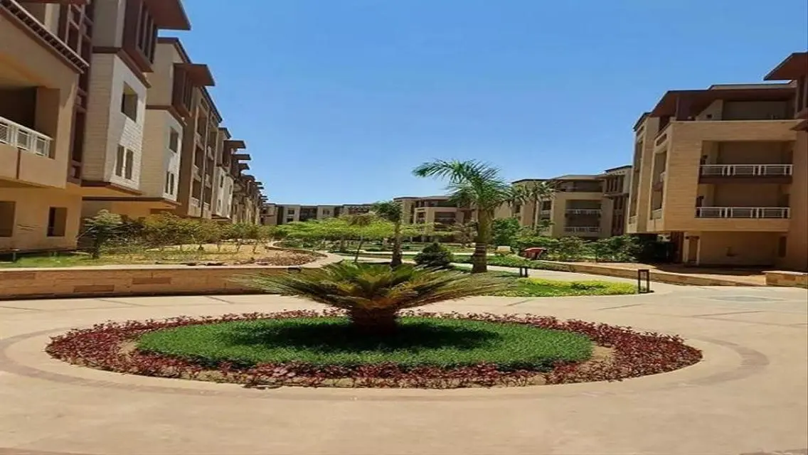 Unit resale 215 m at a special price and open view