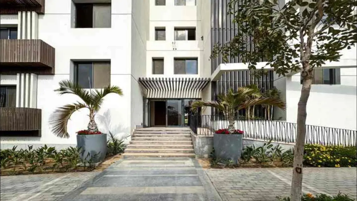 Apartment For Rent, 180m Open View, kitchen &amp; ACs