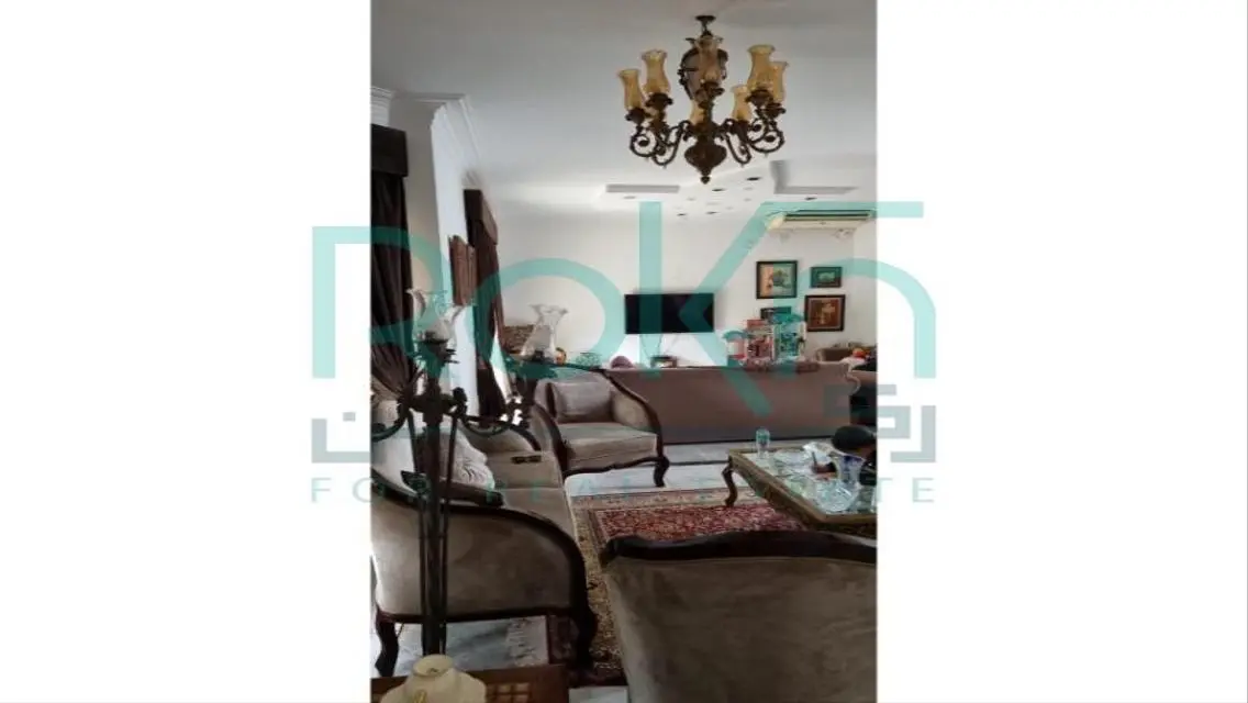 Luxurious Villa with Spacious Garden and Private Pool