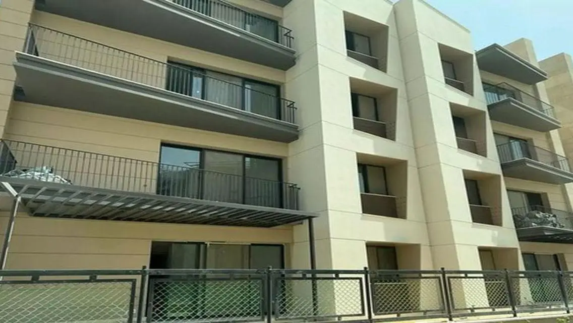 شقة متشطبة بالتكييفات في بيفرلى هيلز 6 ويست سوديك