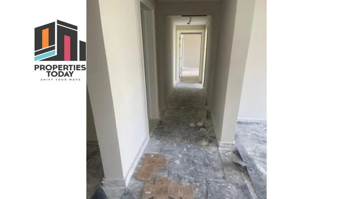 شقة رائعة للبيع في BCCIS مع إطلالات ساحرة