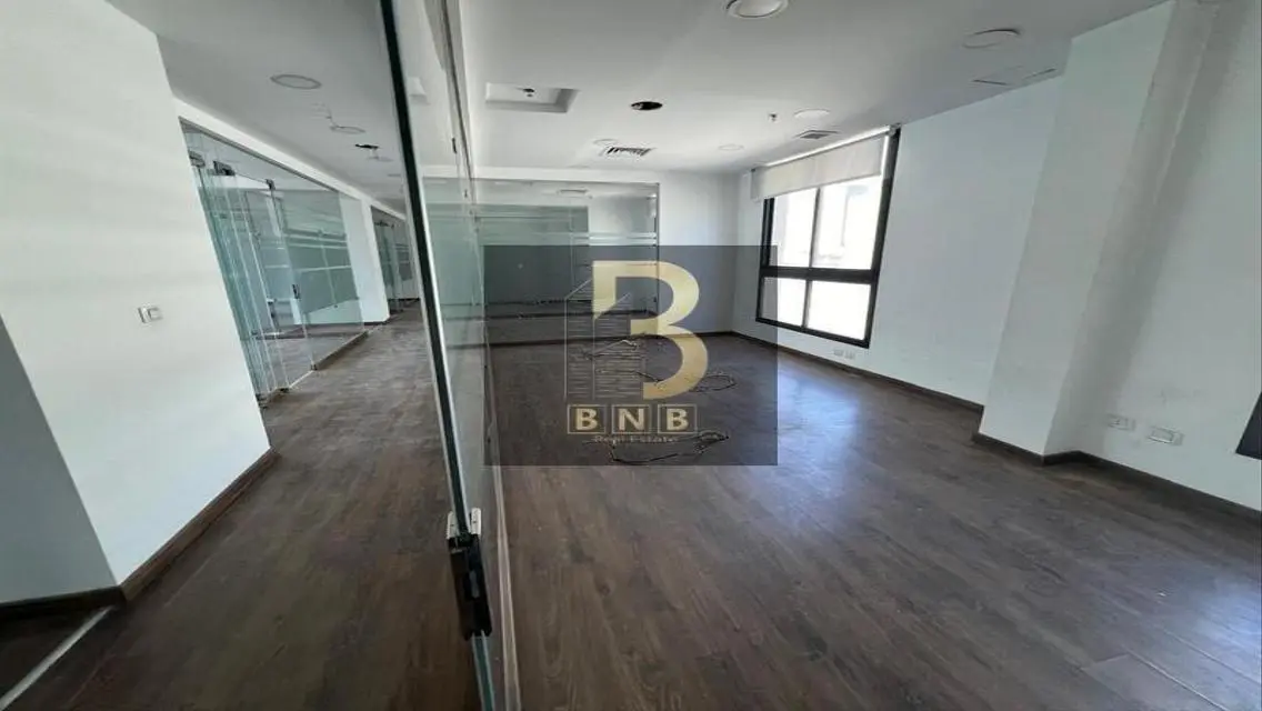 Full Floor Administrative For rent in Southern 90t