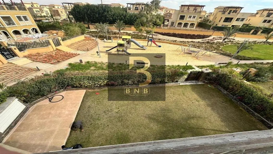 فيلا  اكبر مساحة فى ميفيدا اوبن فيو مطبخ و تكييفات