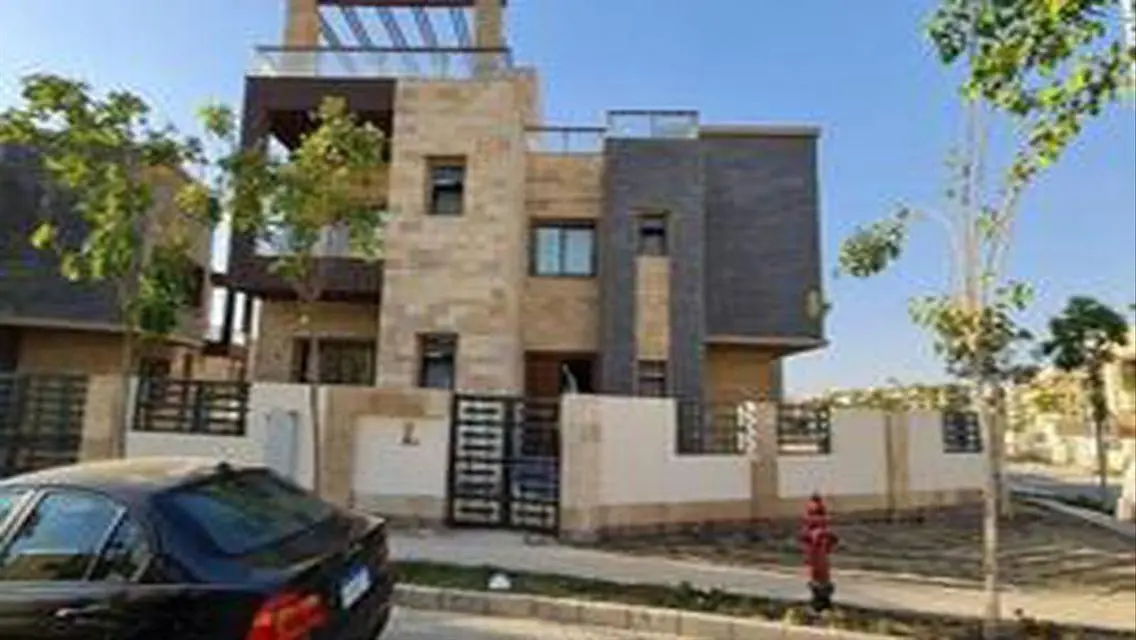 فيلا كورنر (2floors)بسعر لقطة بالتقسيط او كاش بخصم
