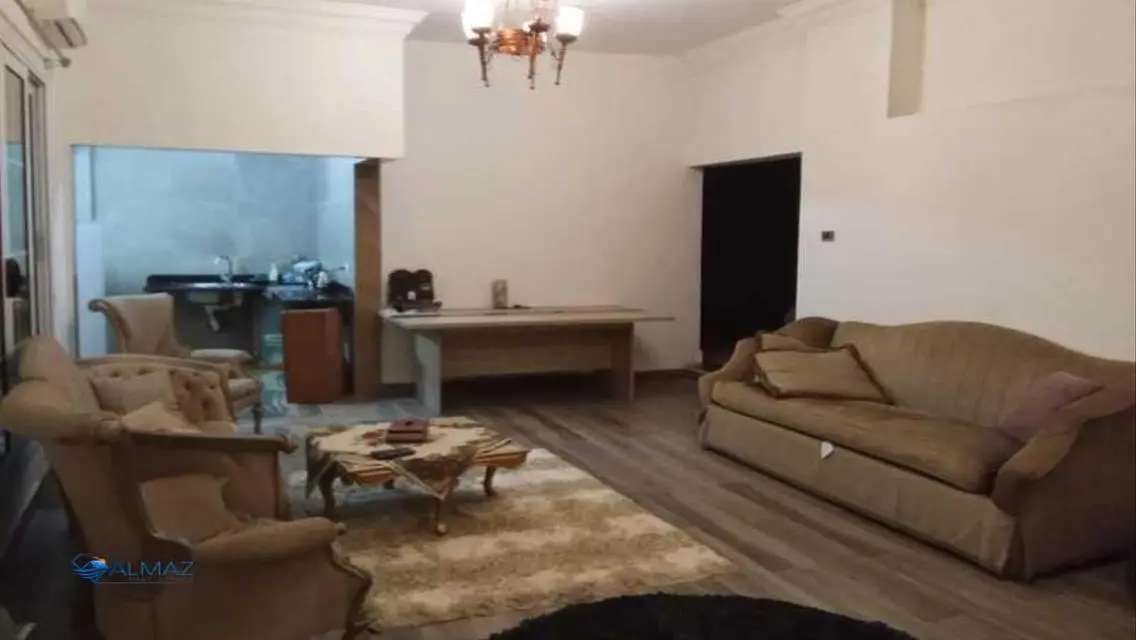 Furnished studio for rent in West Arabella