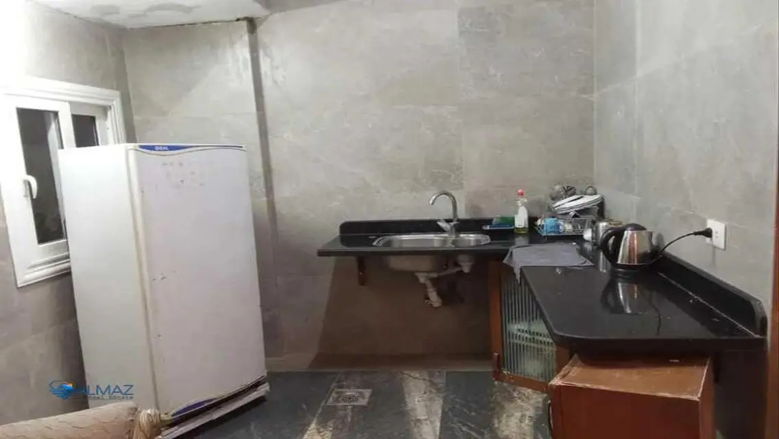 Furnished studio for rent in West Arabella