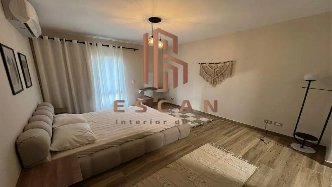 Furnished apartment for rent in Eastown 156m