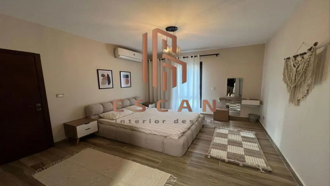 Furnished apartment for rent in Eastown 156m