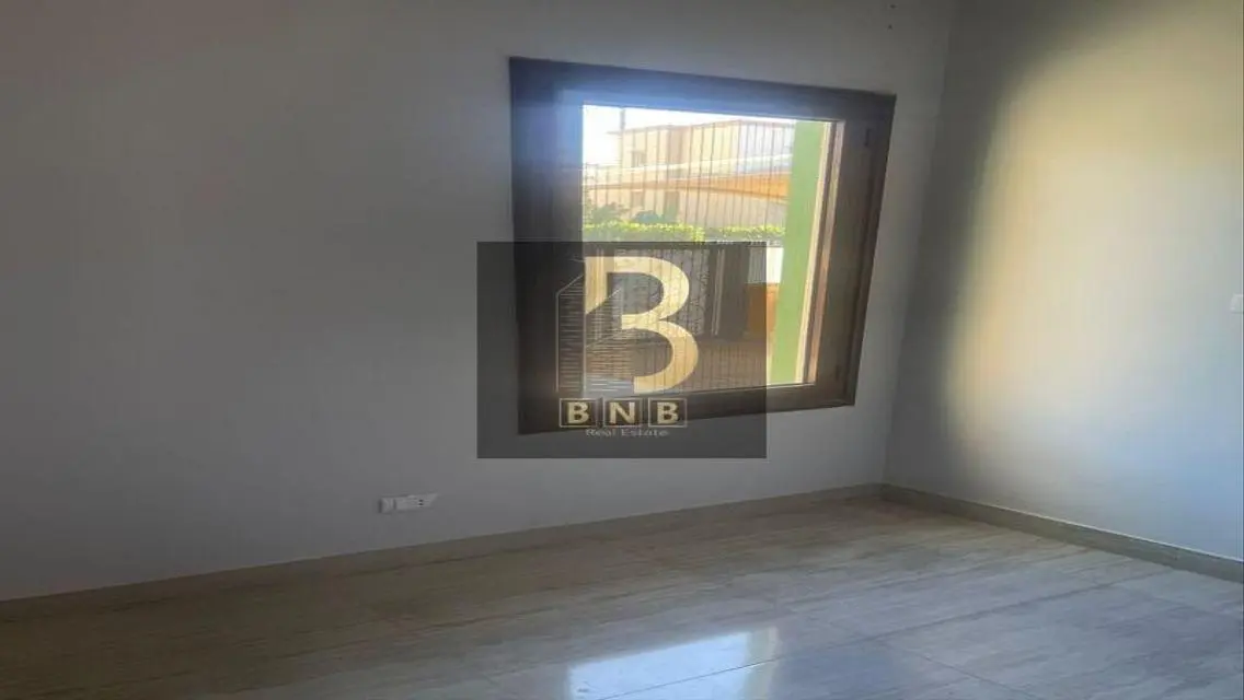 Villa with ACs+Kitchen (5 Rooms+Nanny) in Mivida