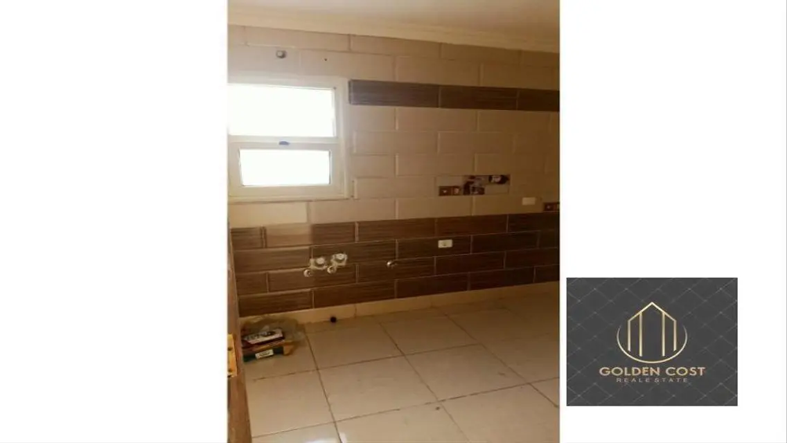 Apartment for rent in Dar Misr Al-Qronfol, 140 met