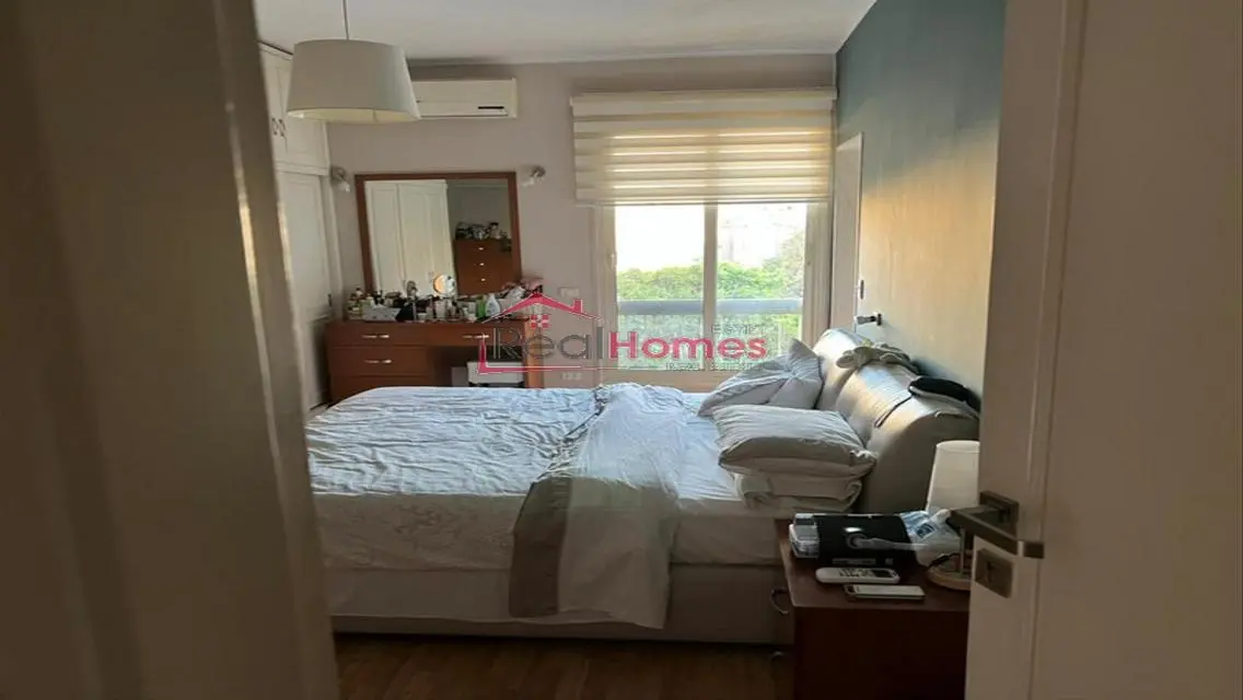 Modern apartment with nice view for rent