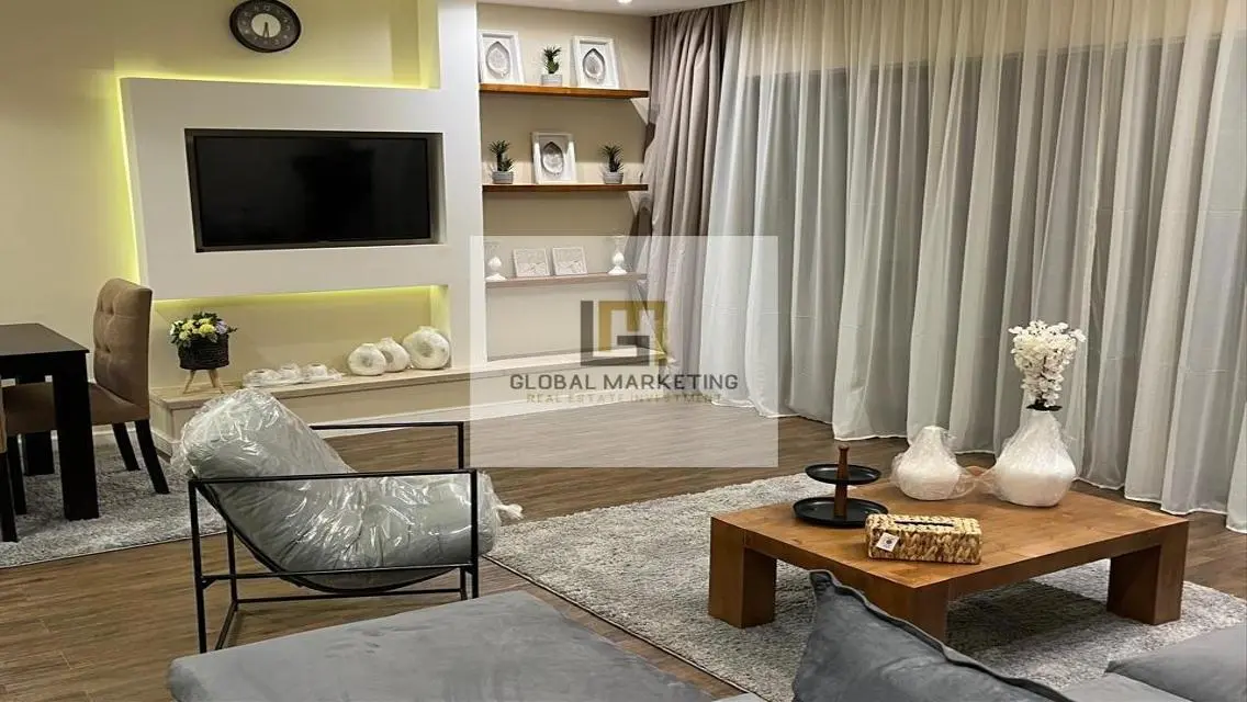 Furnished Apartment-New furniture - in Lake View