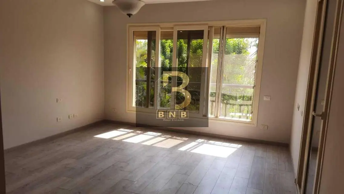 Stunning 3-Bedroom Apartment with Private Pool and Garden